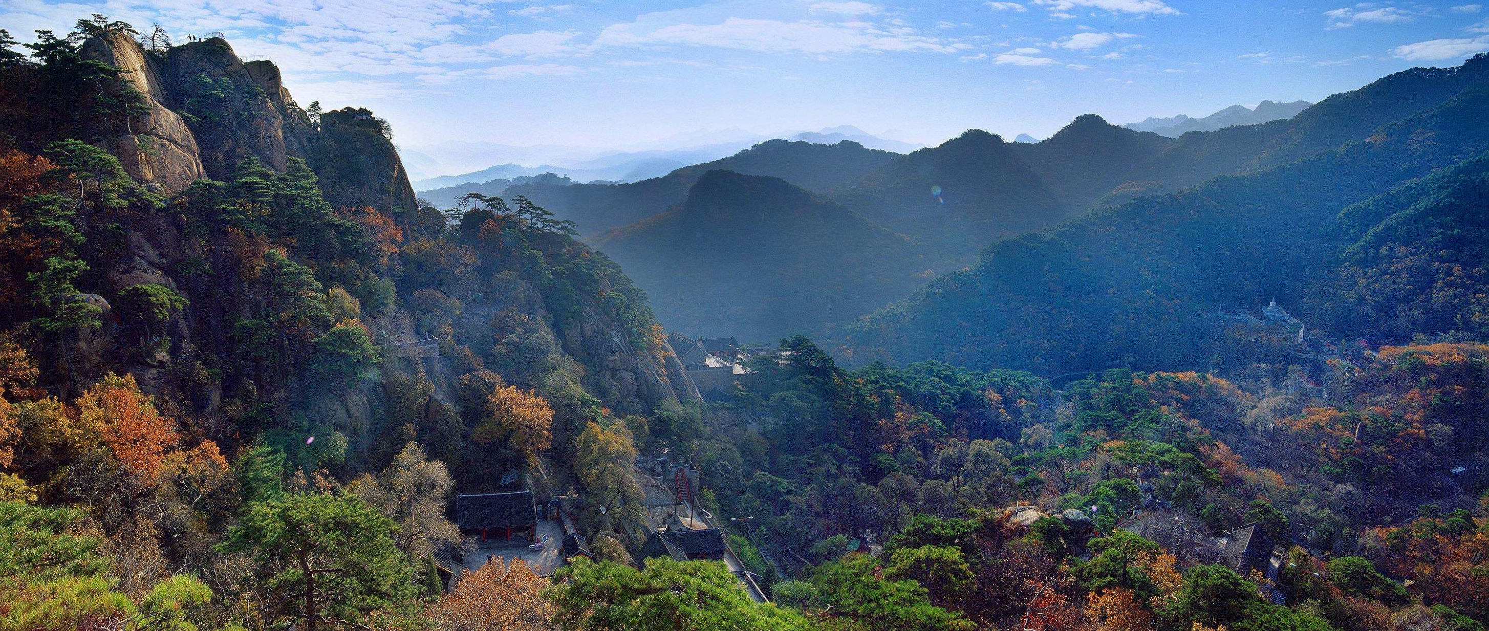 千山风景真实照片,山峰奇特壮美,佛教文化气息浓厚
