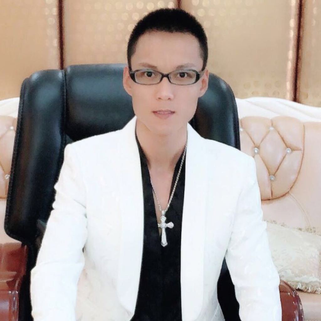 澳门雷少落泪指责二子爷,舞帝杨大爷再次回应利哥,半阳挑理网红