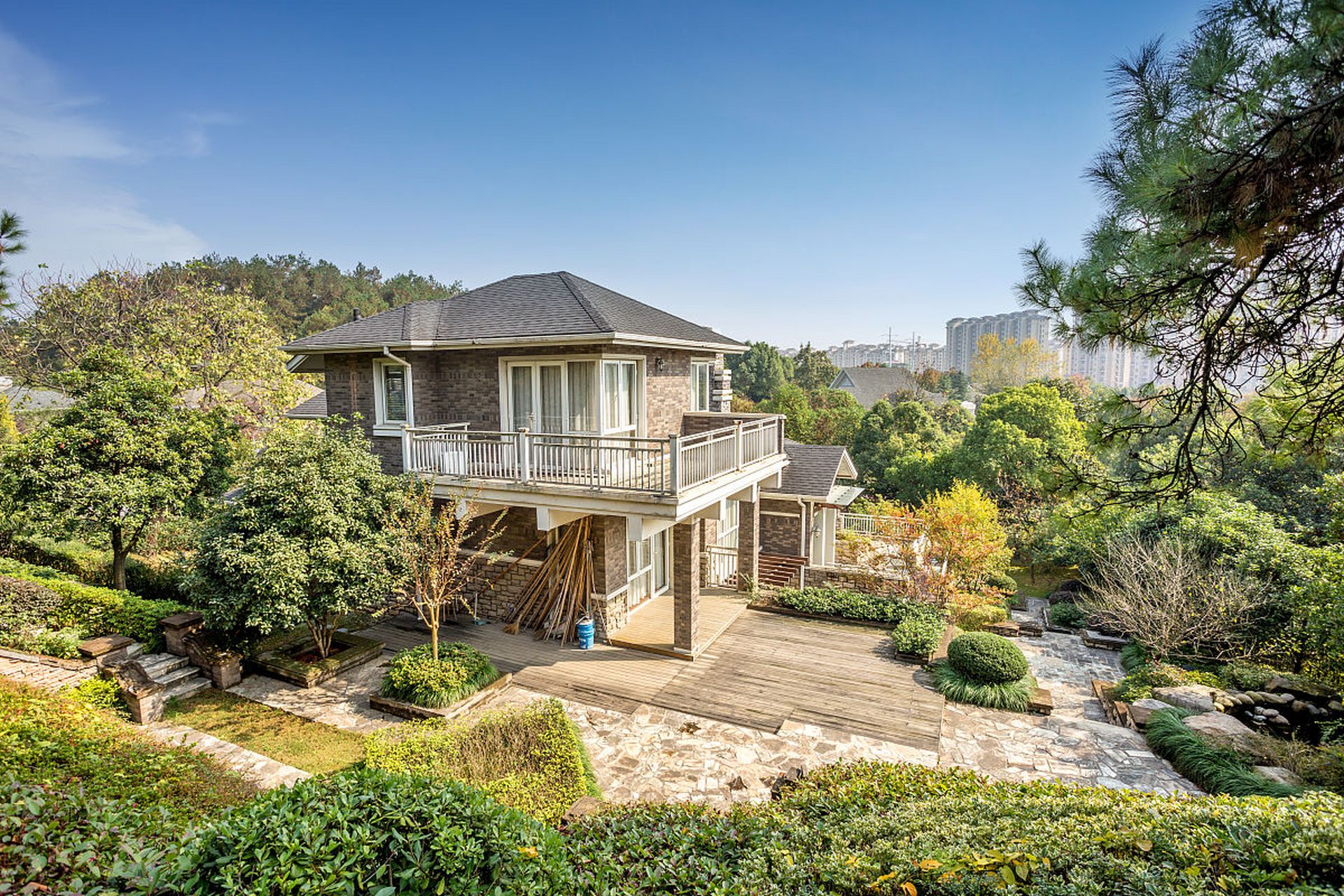 私人山庄被造谣鬼屋房主发声#  #私人山庄被造谣鬼屋房主发声# :妒Ё