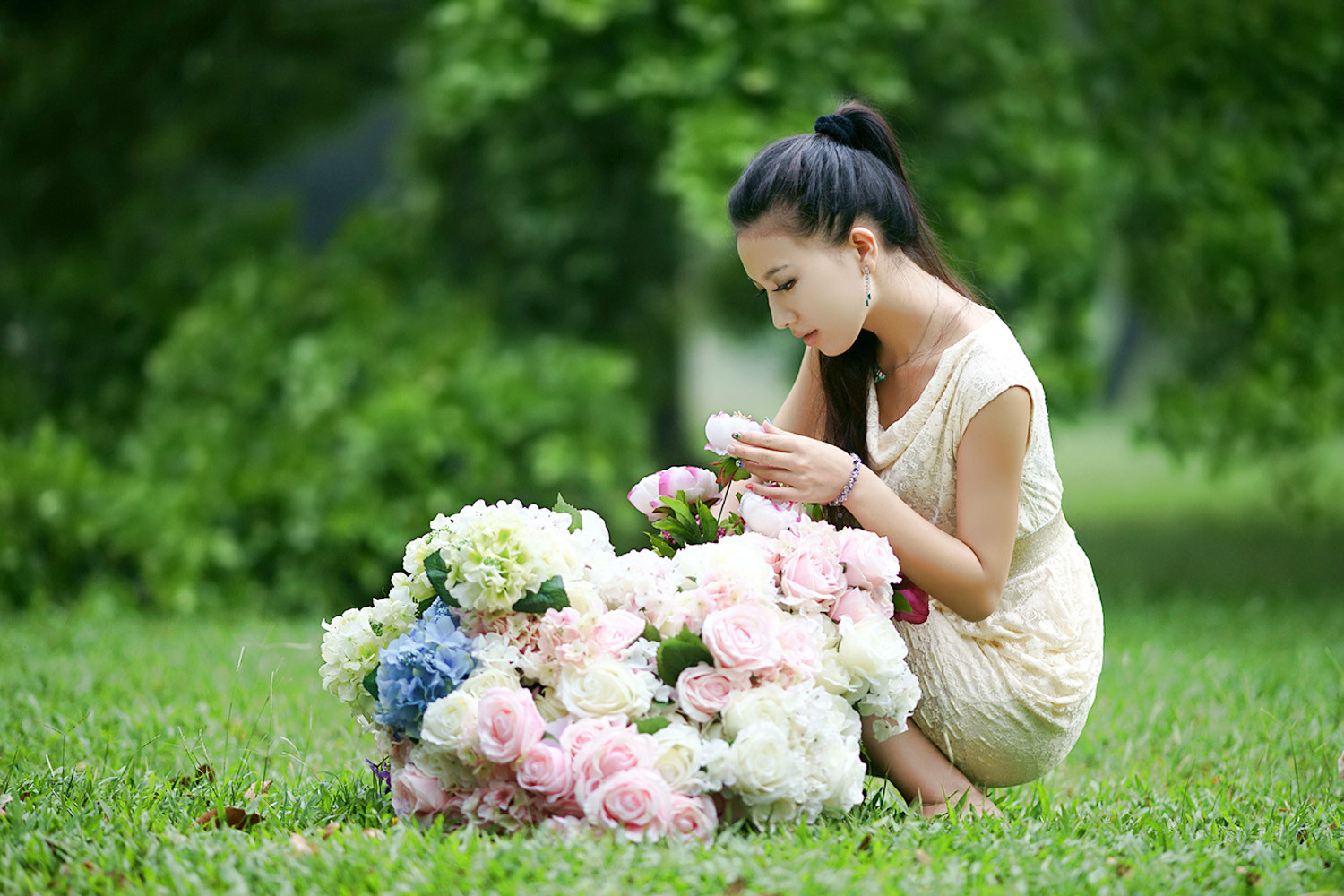 提花篮动作图片图片