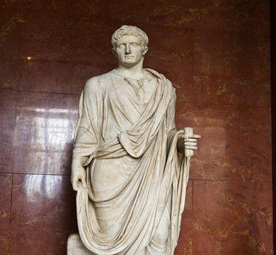 盖乌斯·屋大维·图里努斯