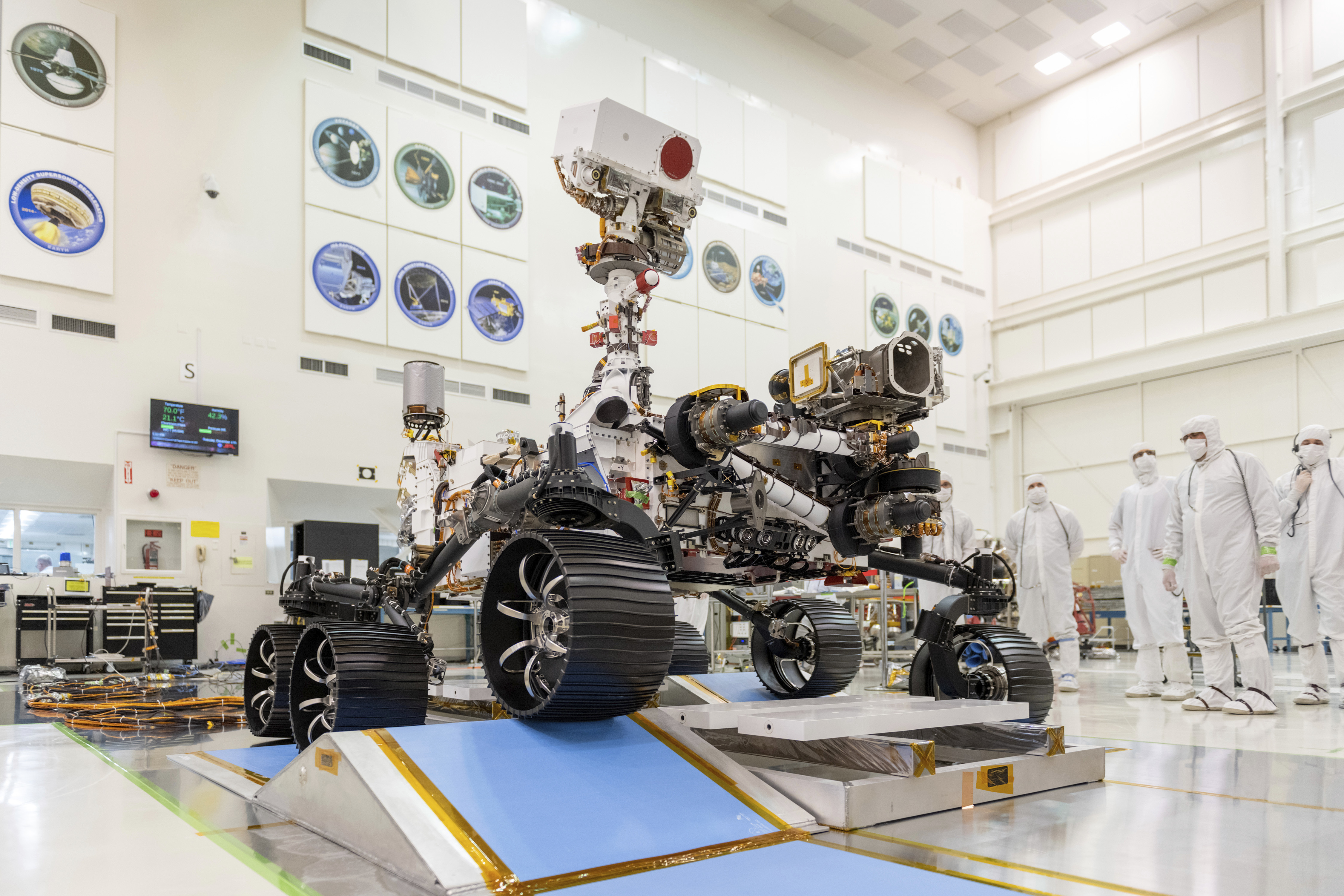 美航天局将下一代火星车命名为毅力号(2)