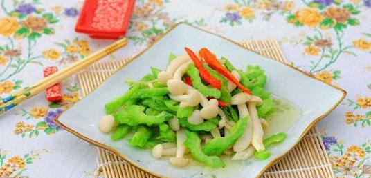 双菇苦瓜丝