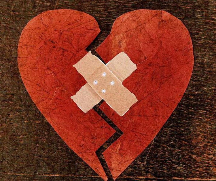 八张为人称道的人性图:受伤的心怎么会复原?