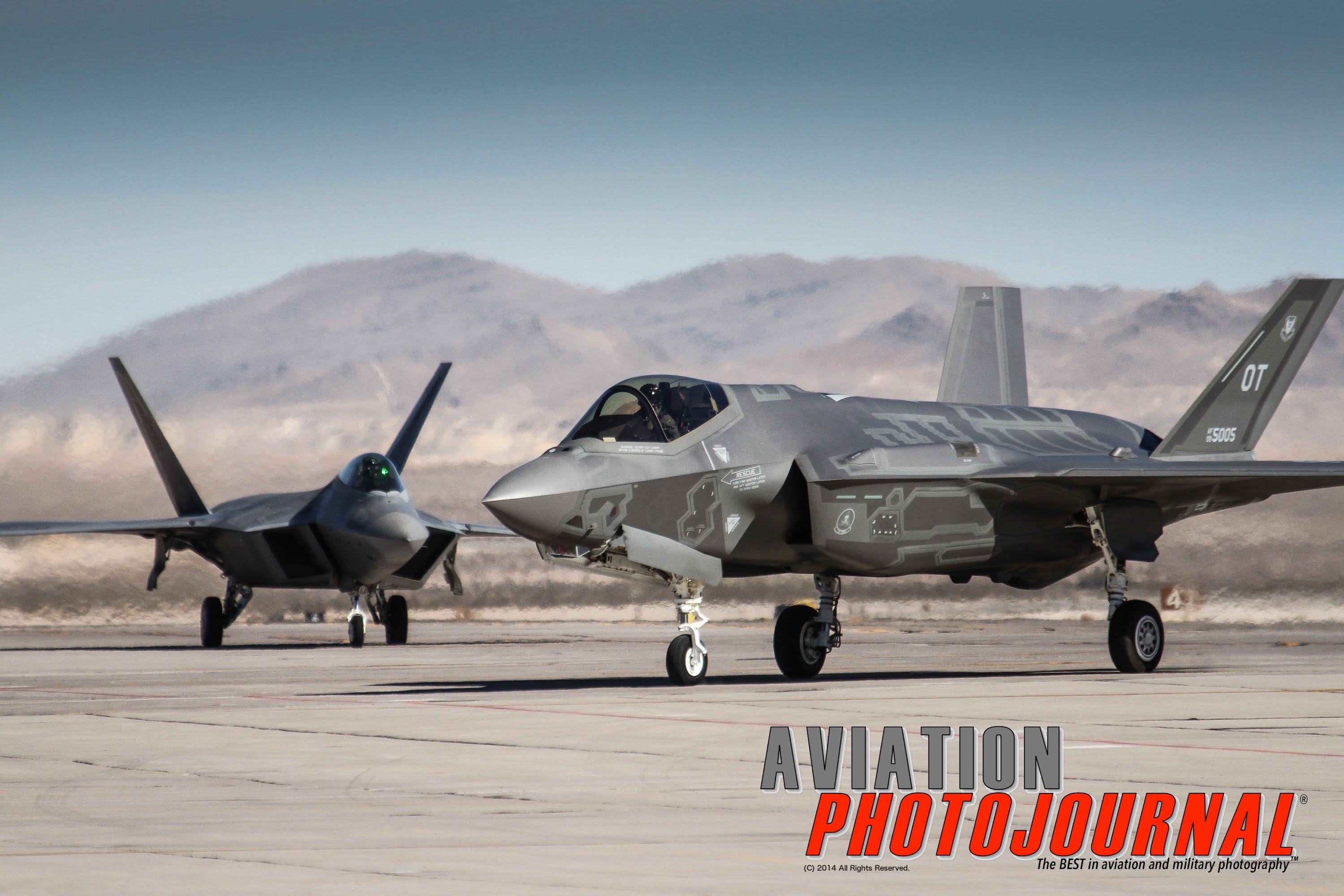 美国要卖f22给日本?别高兴太早,只是画饼和挖坑!