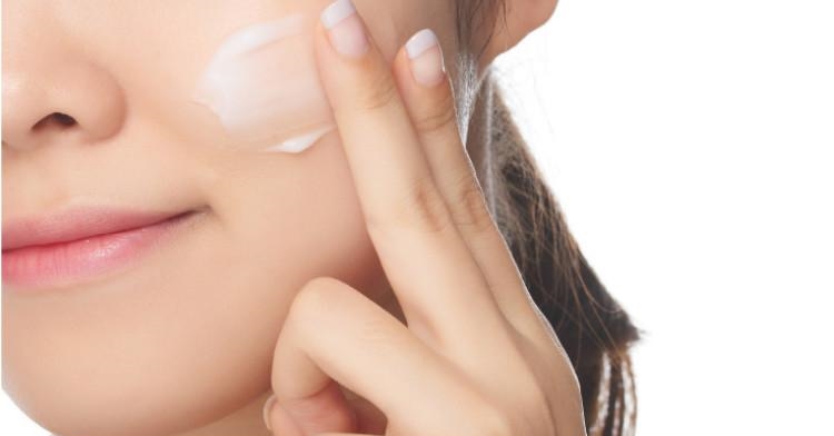 夏天涂乳液黏糊糊,有这个方法就不怕啦