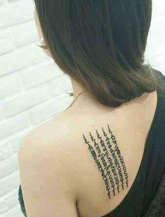 推荐几款女生满背纹身图案.