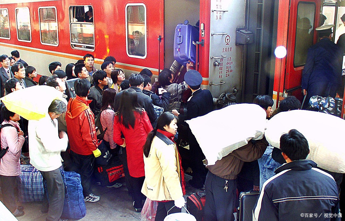 八九十年代火车挤到什么程度?