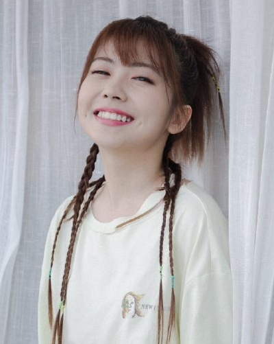 赖美云甜美俏皮,优雅迷人,写真图片