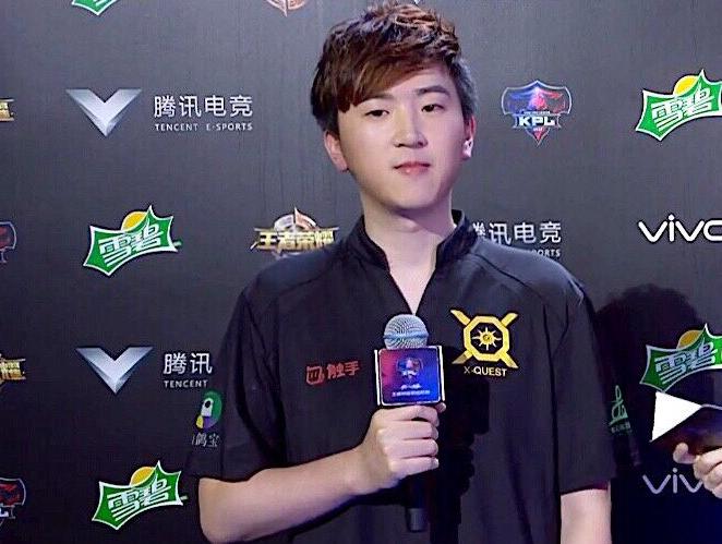 王者荣耀:xqknight微博发文准备直播 曾经坍塌的人设能挽回吗?