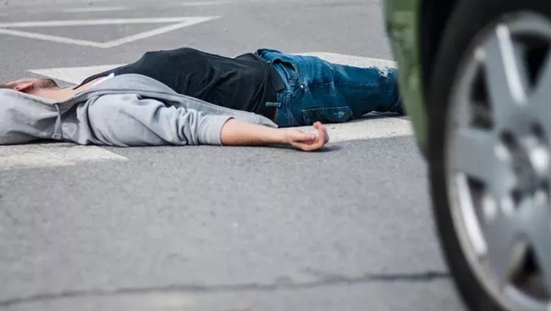 梦魇之痛，跪求高人解梦——妹妹车祸后的心灵震颤