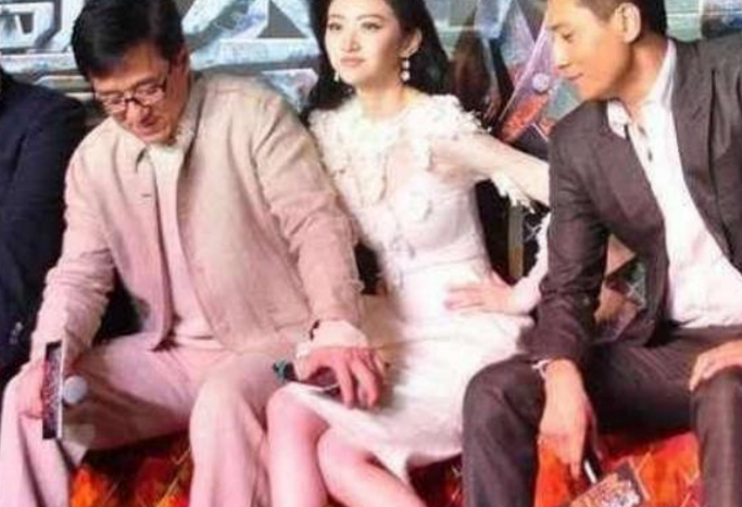 明星被"揩油"的瞬间,杨幂极力反抗都没用,曾志伟当观众是瞎子