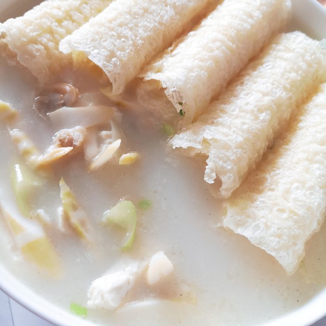 响铃笋尖海鲜汤,汤鲜味美,好喝极了