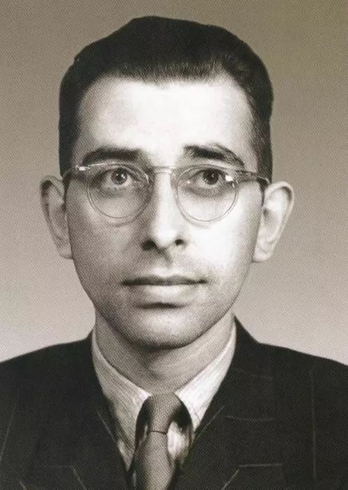 中国学生对汉斯·米勒说:如果你想参加反法西斯战争,就去中国吧