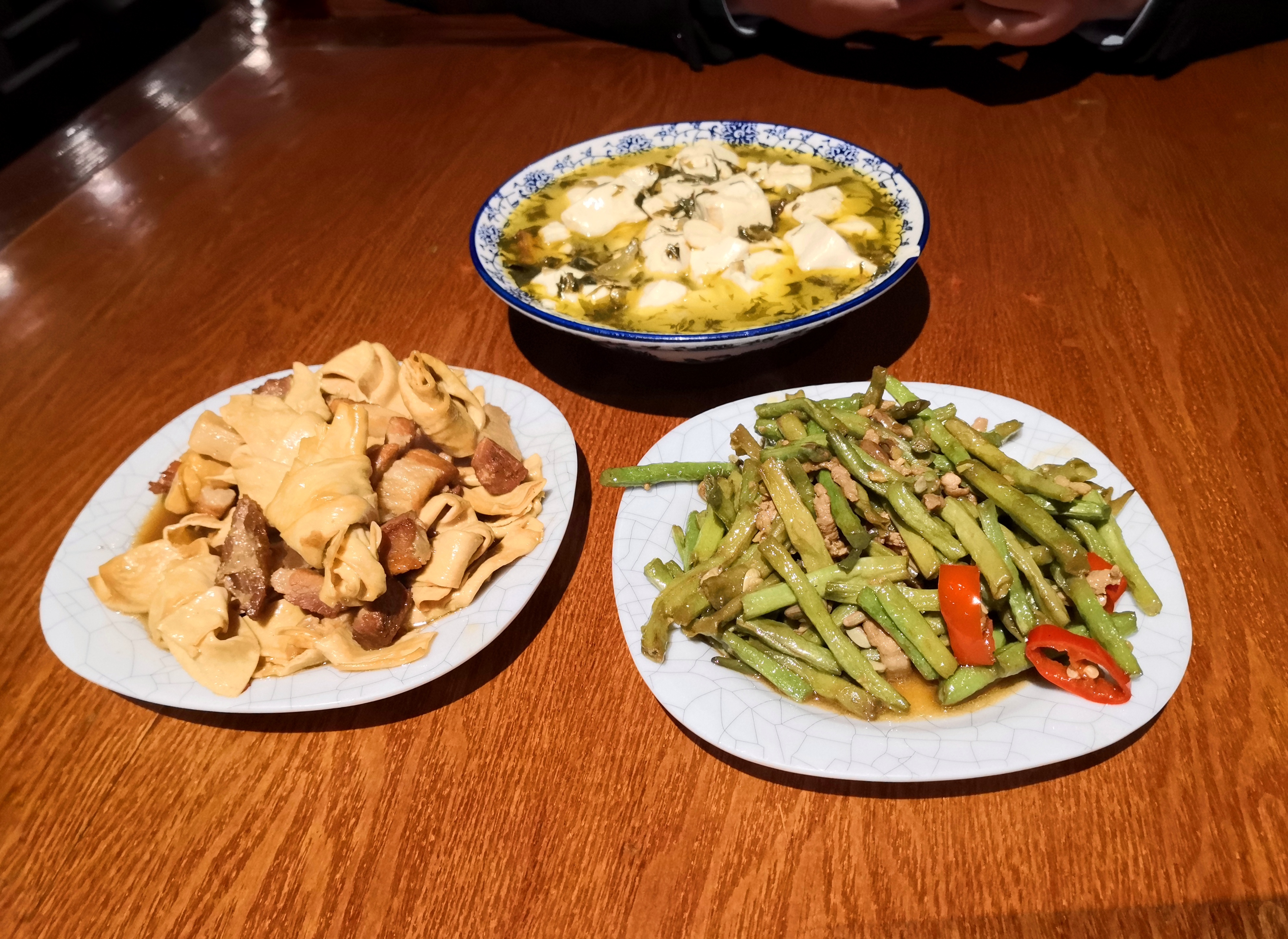 2人晚餐这样搭配,1荤2素有汤有菜,这样吃美味又健康,真舒坦!