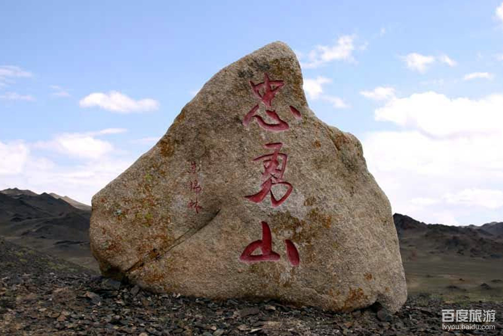 盘点新疆·克孜勒苏柯尔克孜的著名景点,从你所熟知的公格尔九别峰谈