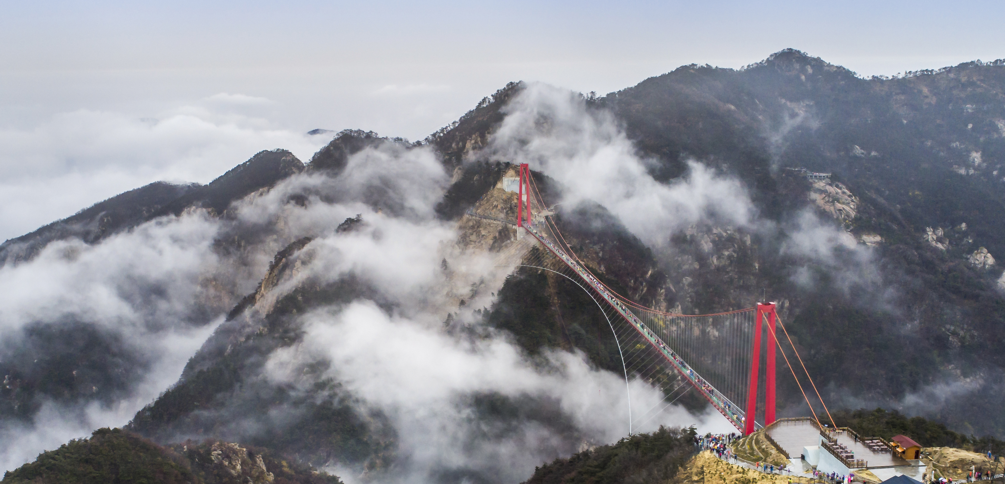 沂蒙山玻璃橋