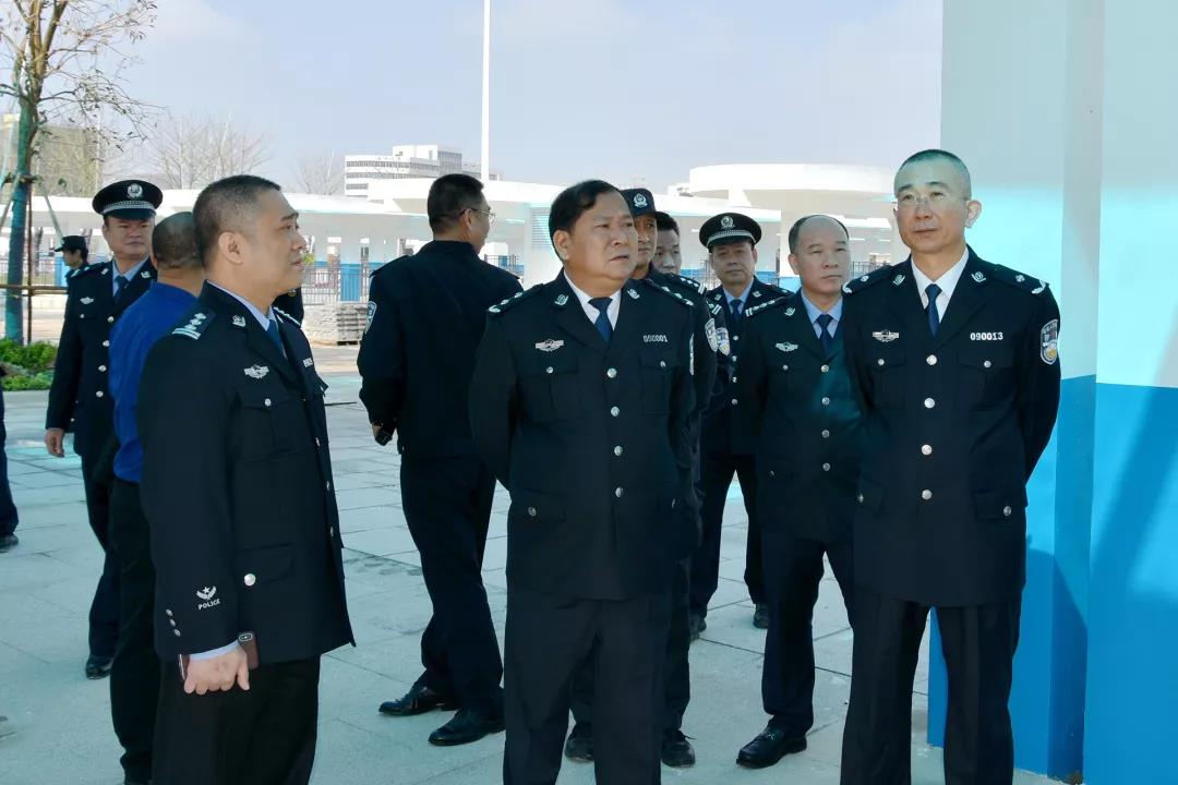 曾湘澜带队检查督导公安机关:厦深铁路汕头火车站治安管理工作