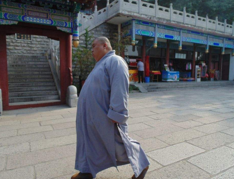 同样是吃素,为什么道士仙风道骨,而和尚却大多肥头大耳