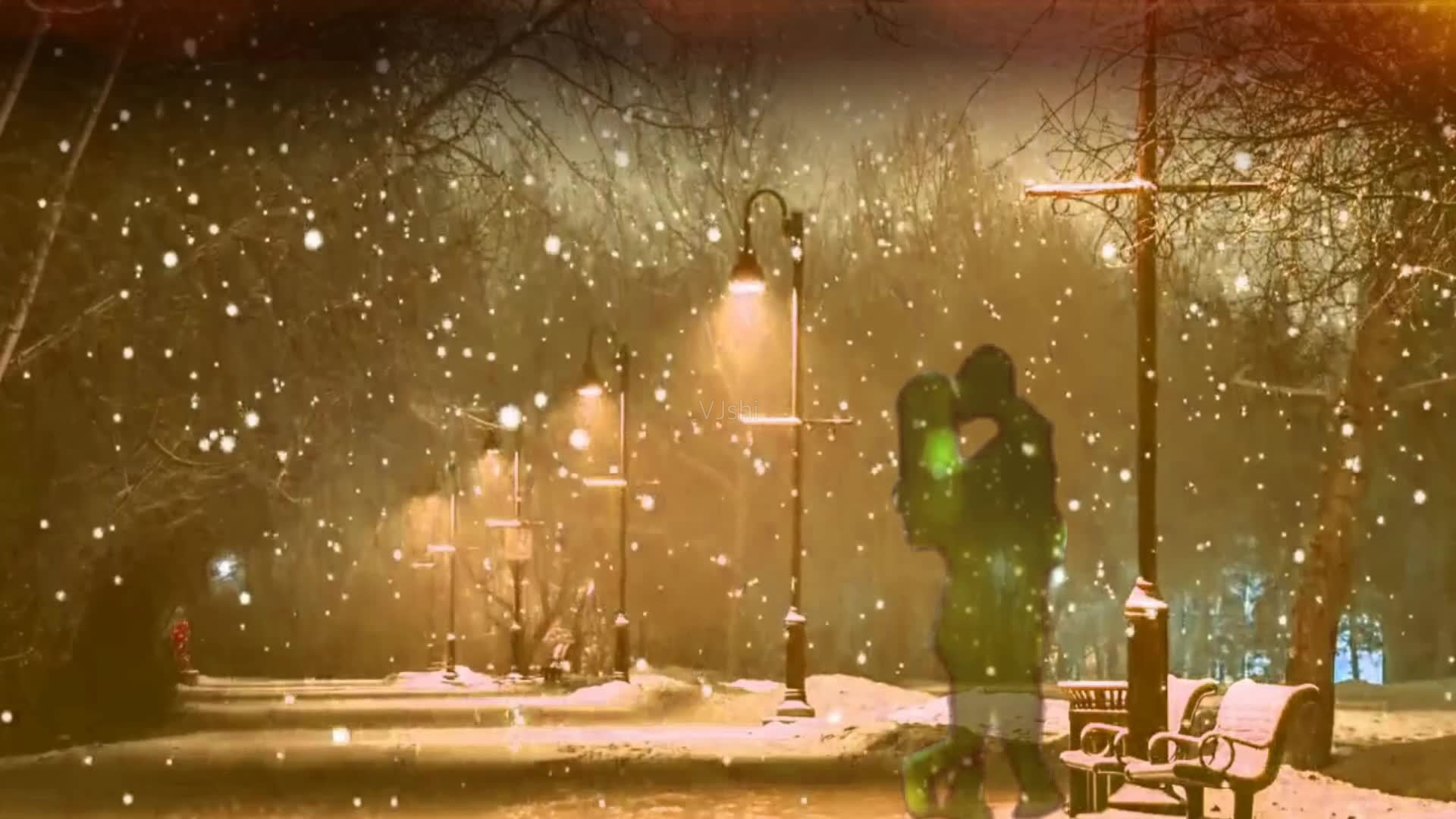 经常会见到热恋中的男女,在这里拥抱在一起,互诉衷