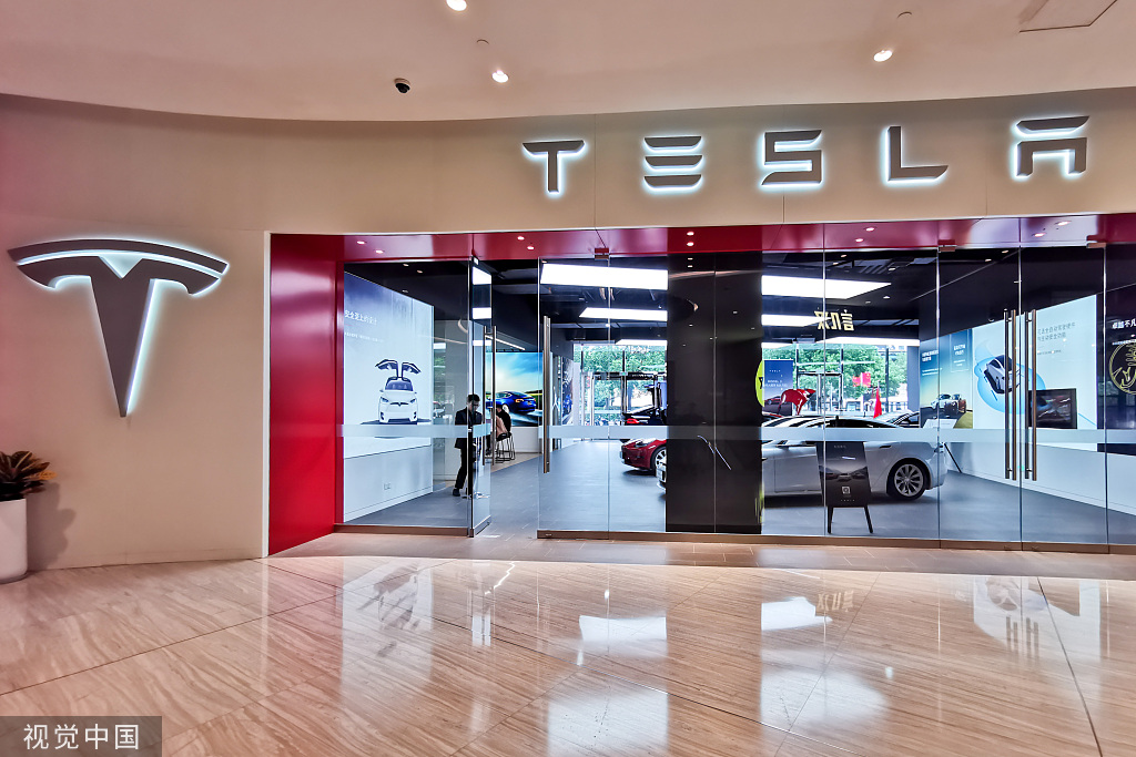 实拍特斯拉上海长宁体验中心
