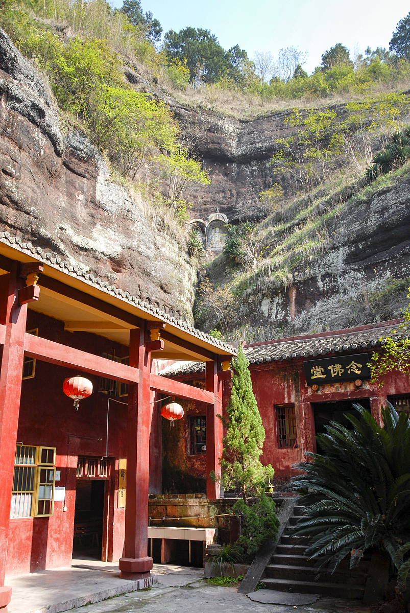 浙江建德大慈岩悬空寺图片