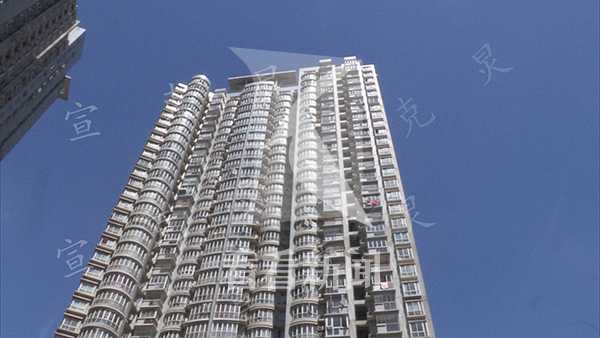 踩凳子收衣服不慎翻出 11岁女童26楼坠下身亡