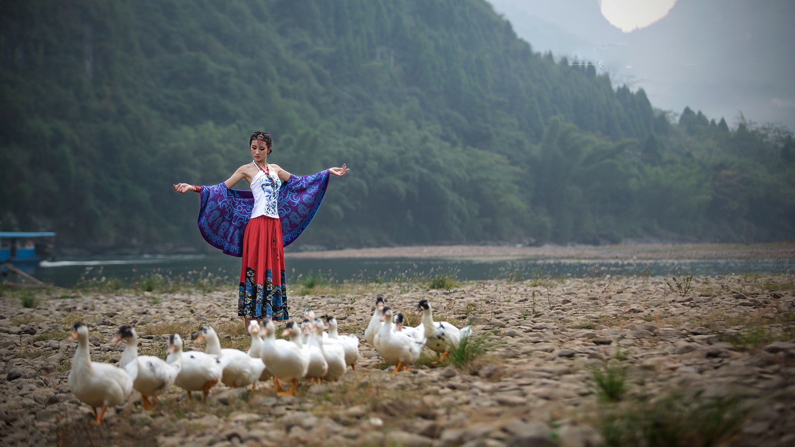 美女摄影:游女归来,乡情难忘