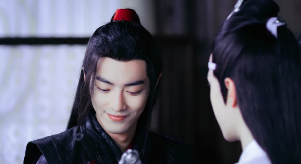 《陈情令》夷陵老祖归来,蓝忘机露出笑容,魏无羡红色眼线吸睛