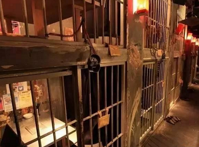这家日本餐厅,以"恐怖"走红网友,未满18岁禁止入内用餐