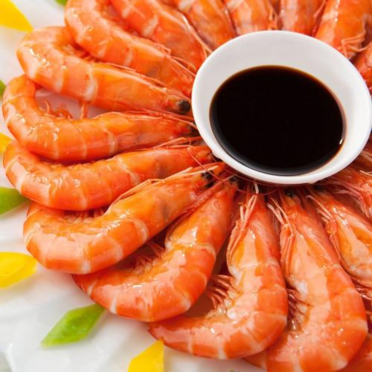 新年味# #春节美食大赏#白灼明虾,这也是一道"贵"菜呀!