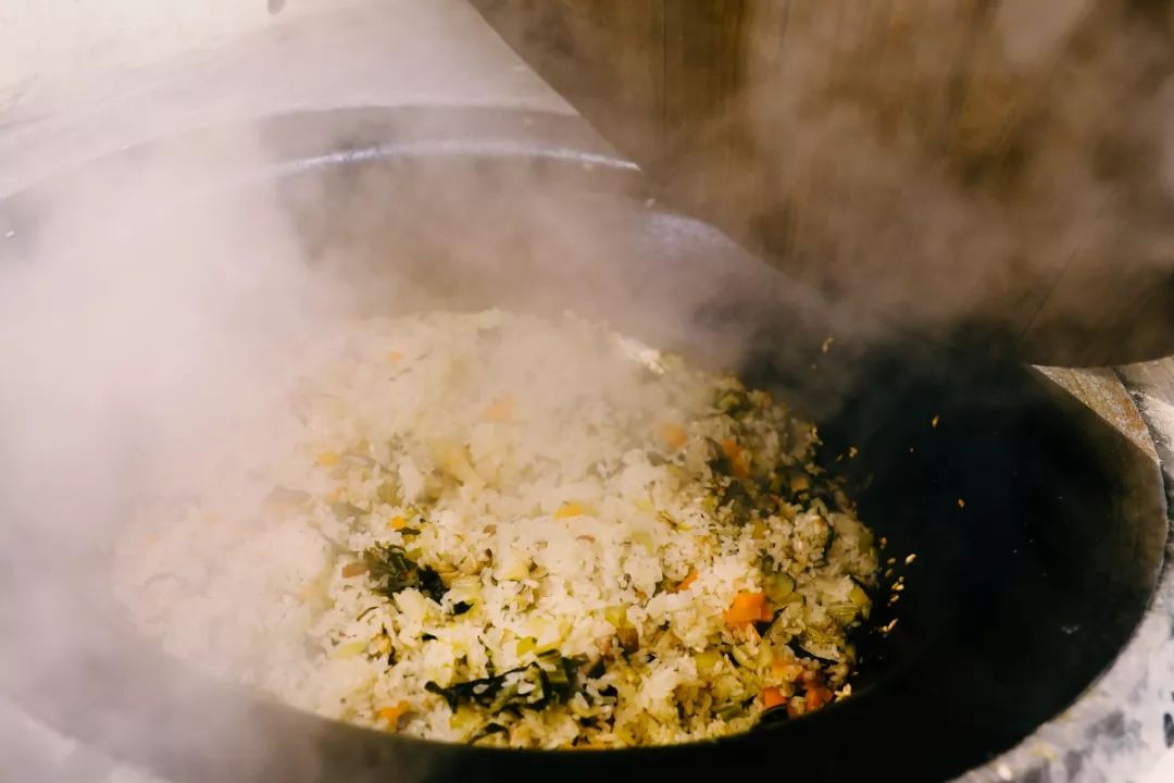 土灶饭,寻觅味蕾上的乡愁,让你吃上一顿原汁原味的家常菜