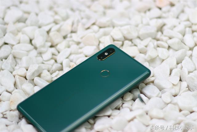 "新款"小米mix 2s敦煌翡翠色:美的不可方物