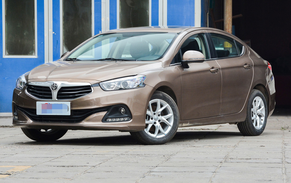 靠颜值行走江湖的中华h3,优雅不沉闷,符合年轻人审美