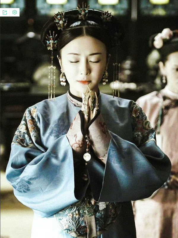 秦岚《延禧攻略》跳"洛神舞"撩晕皇上,自嘲造型像小猪佩奇