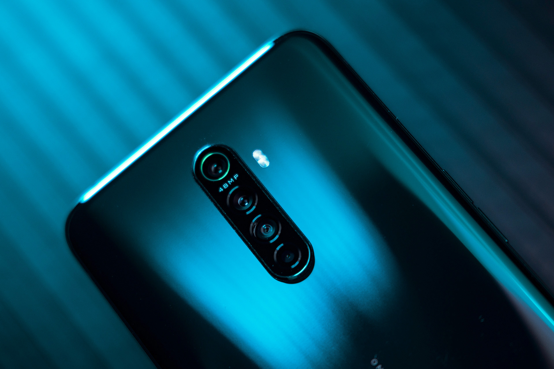 65w超级闪充 90hz屏幕 oppo reno ace图赏