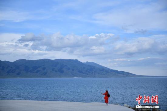 中亞地區:高山湖總面積呈擴張,平原湖總面積呈下降趨勢