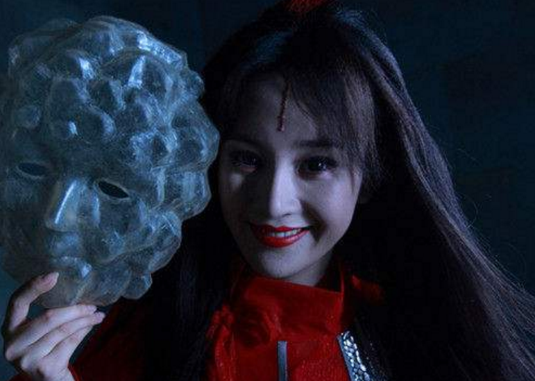 古装剧中为爱成魔的六大女星,张檬,高圆圆成女魔头,她让人心疼