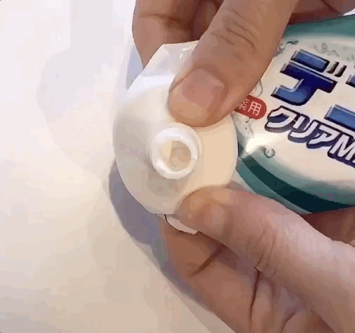 神级发明自动挤牙膏机!一秒挤干净,所有牙膏都能用