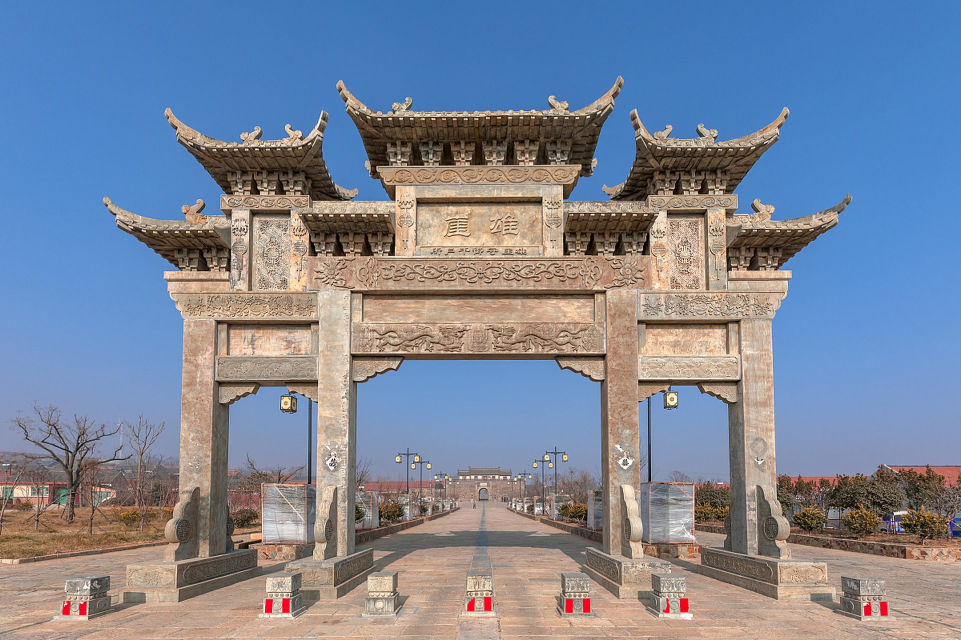 绥德县位于陕西省北部,榆林市东南部,是陕北地区的一个重要历史文化