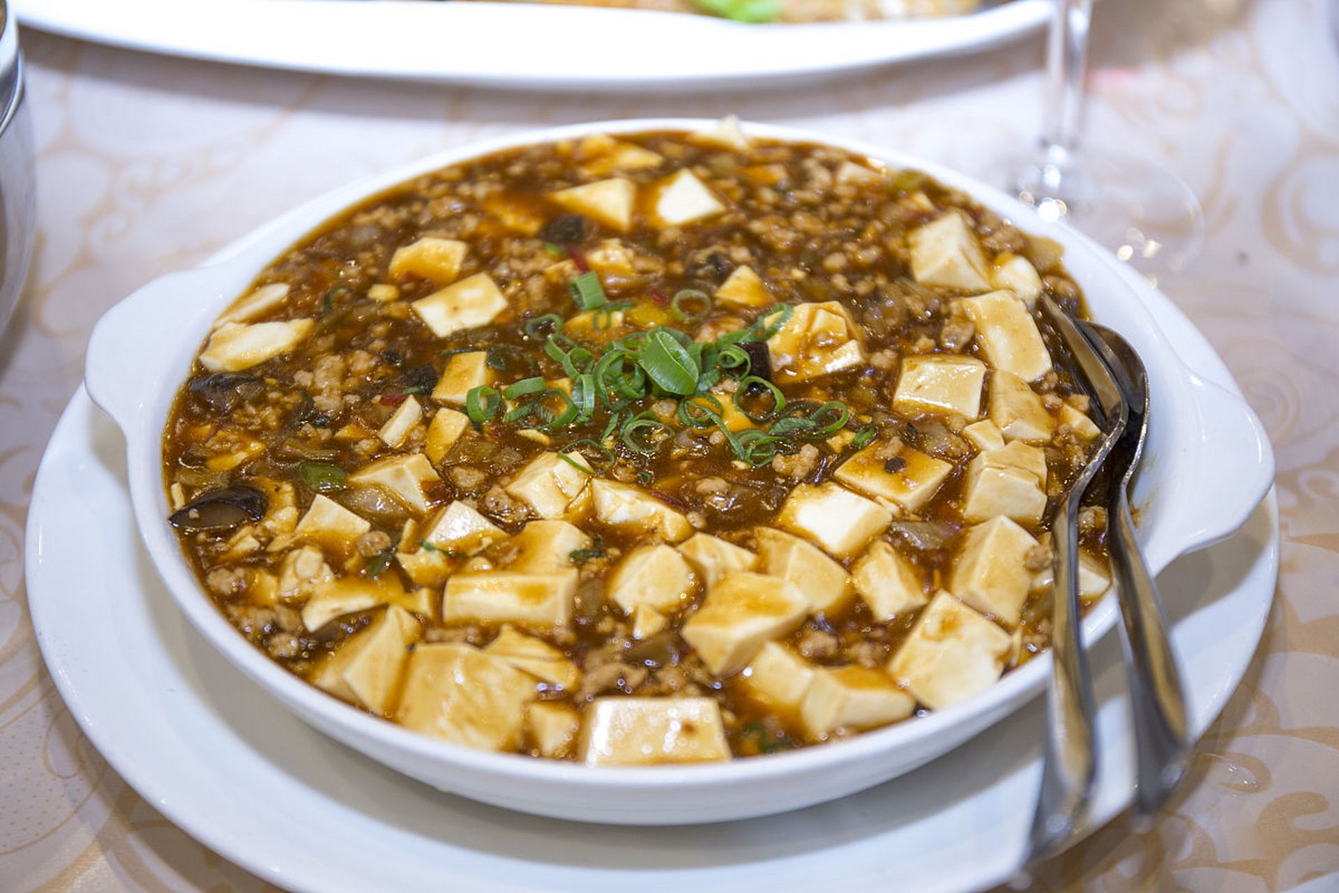 本地mcn挑战赛# #寻味主理人#   说到八宝豆腐,它的来头可不小哦.