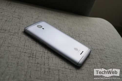中国移动a5评测:百元全面屏手机市场的"潮流新风尚"