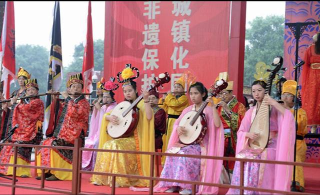 首批国家级非遗—水会音乐传承人邓印海