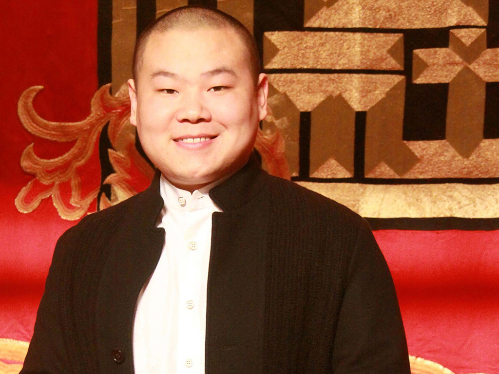 岳云鹏机场遭遇"天价酱油面",网友:是过气了还是老板恶意宰