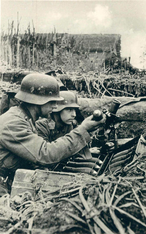 二战老照片:隐藏的死神,德军二战最为小巧的战场利器!