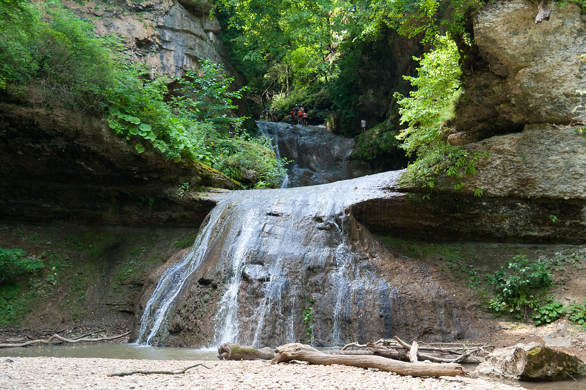 92 这个风景区位于河北省的灵寿县,是一个充满神秘和自然魅力的地方