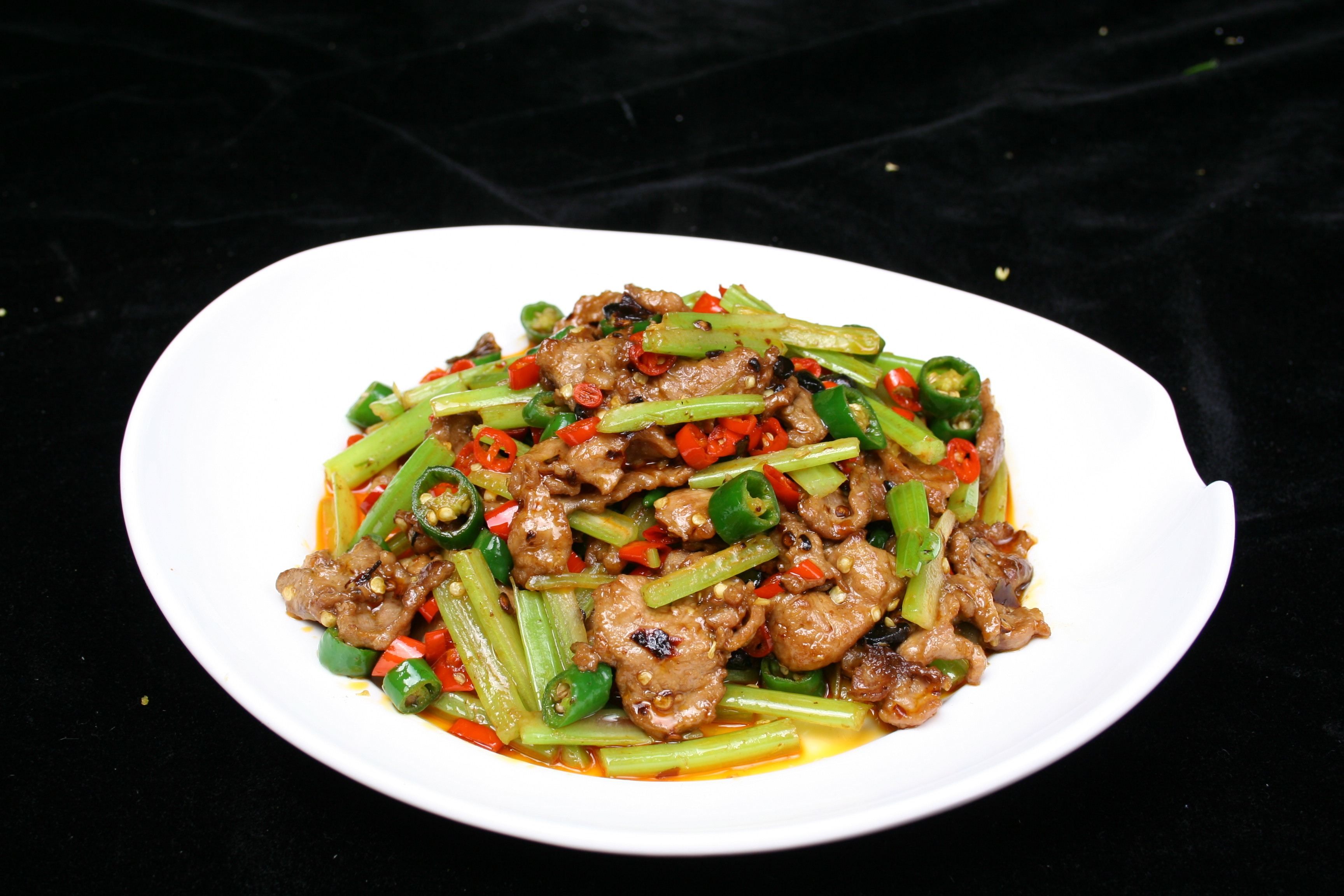 很适合冬天吃的家常下饭菜,味道出色,营养健康