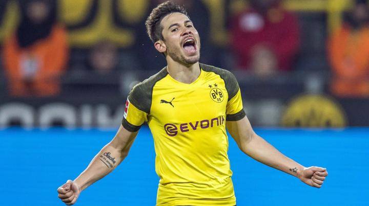 每体:因为菲尔波可能离队,巴萨有意今夏签下格雷罗