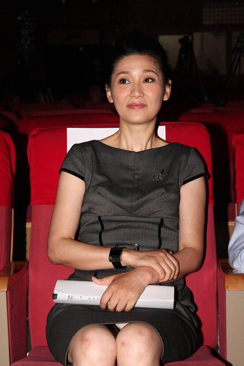 女演员徐帆拍摄一九四二,和老公冯小刚吵了起来.