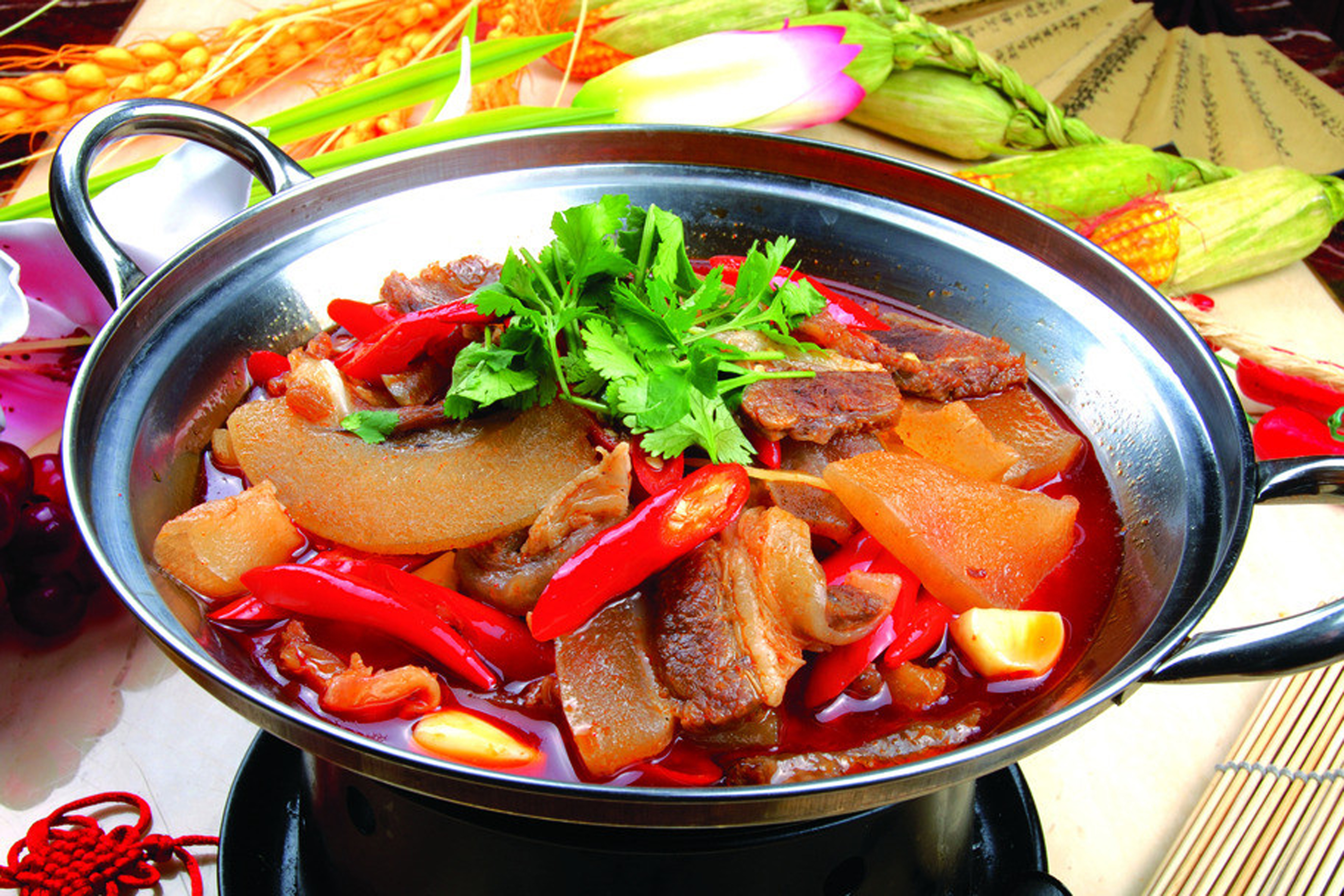 每天六道家常菜:让你胃口大开的六道佳肴  干锅带皮牛肉